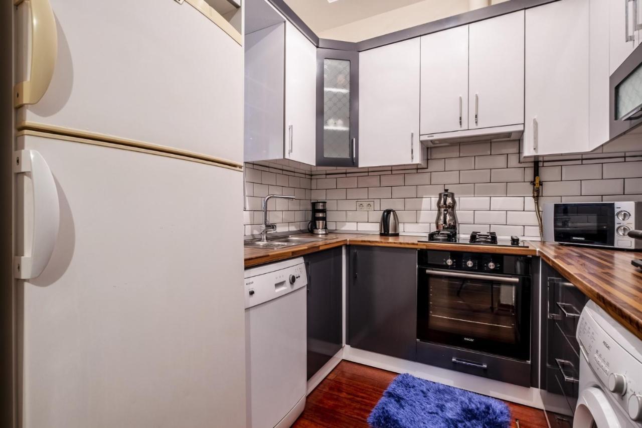 Centrally Located Apartment With Balcony In Sisli イスタンブール エクステリア 写真