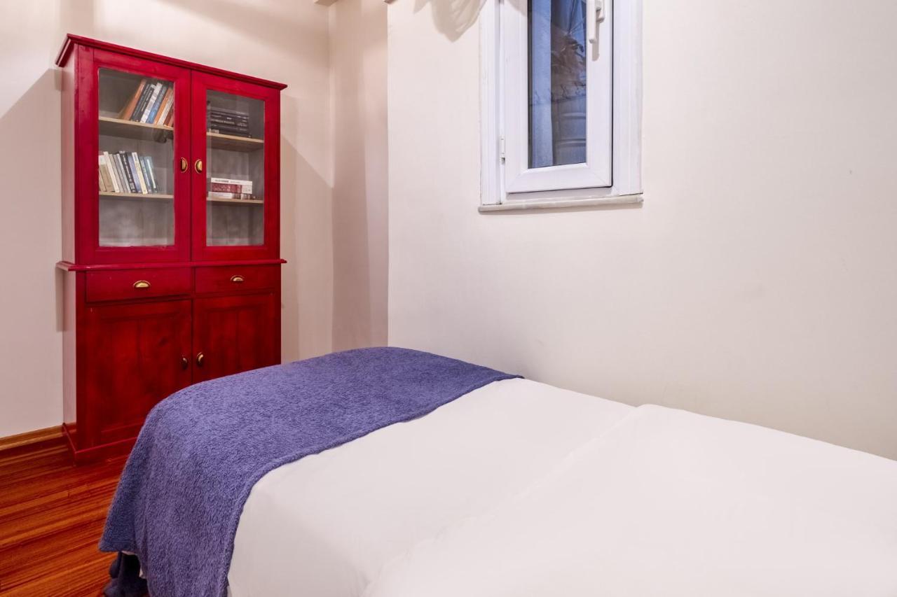 Centrally Located Apartment With Balcony In Sisli イスタンブール エクステリア 写真