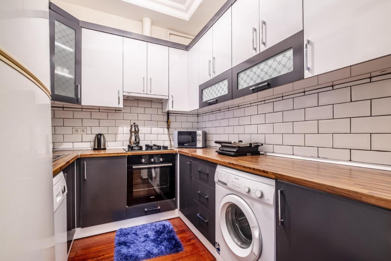 Centrally Located Apartment With Balcony In Sisli イスタンブール エクステリア 写真