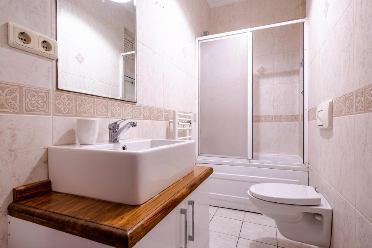 Centrally Located Apartment With Balcony In Sisli イスタンブール エクステリア 写真